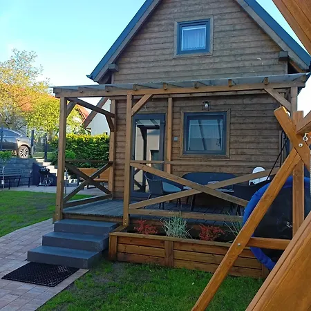 Amelia Letniskowy Lodge *