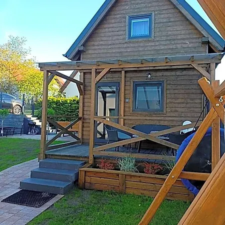 Lodge Amelia Letniskowy Mechelinki